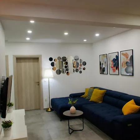 Meli Luka Komlenovic Apartman *