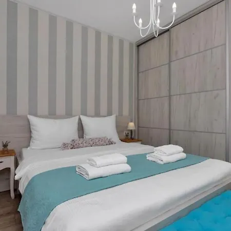 Meli Luka Komlenovic *